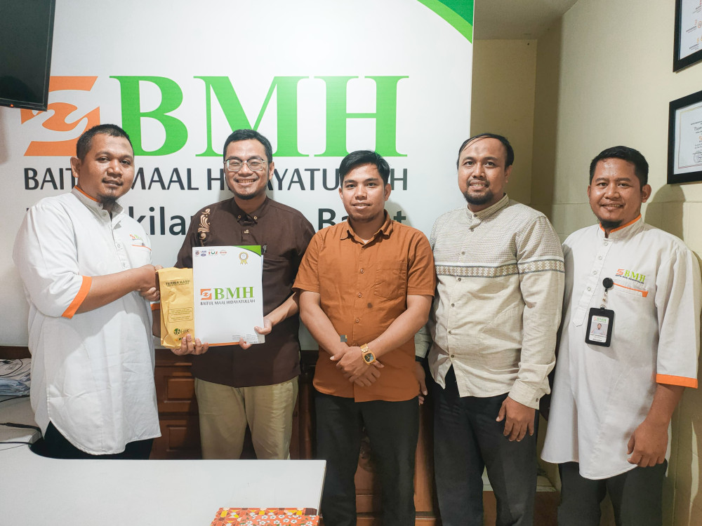 BPRS HIK Parahyangan Donasi untuk Palestina Melalui BMH Jawa Barat